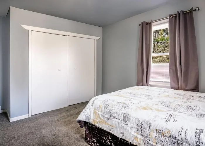 The Main - Mineola Bay Lakeview And Access - Fully Furnished Monthly & Seasonal In Fox Fox Lake
